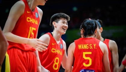 开运体育app-半决赛依旧祭出10人轮转 中国女篮深度优势被低估