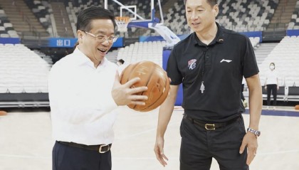 开云体育app官网入口-打进四强的幕后功臣！李春江已经离开山西男篮，定居东莞