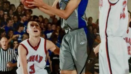 开云体育app官网下载-从无人问津到闪耀总决赛 怀特用10年走出逆袭之路