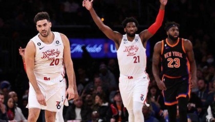 76人终于打出想理想进攻，圣诞大战给出最好的例证